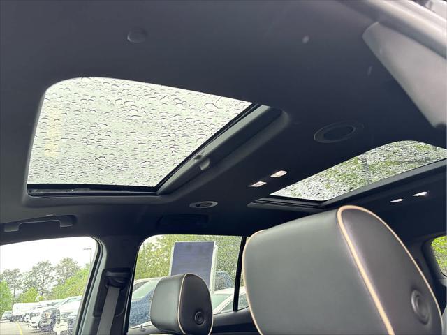 used 2023 Chevrolet Traverse car, priced at $36,937