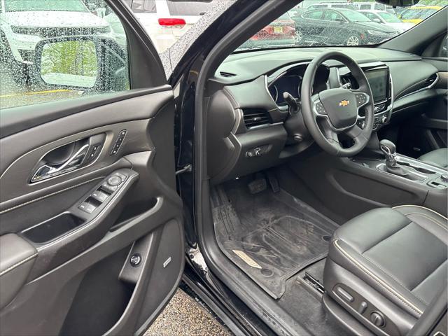 used 2023 Chevrolet Traverse car, priced at $36,937