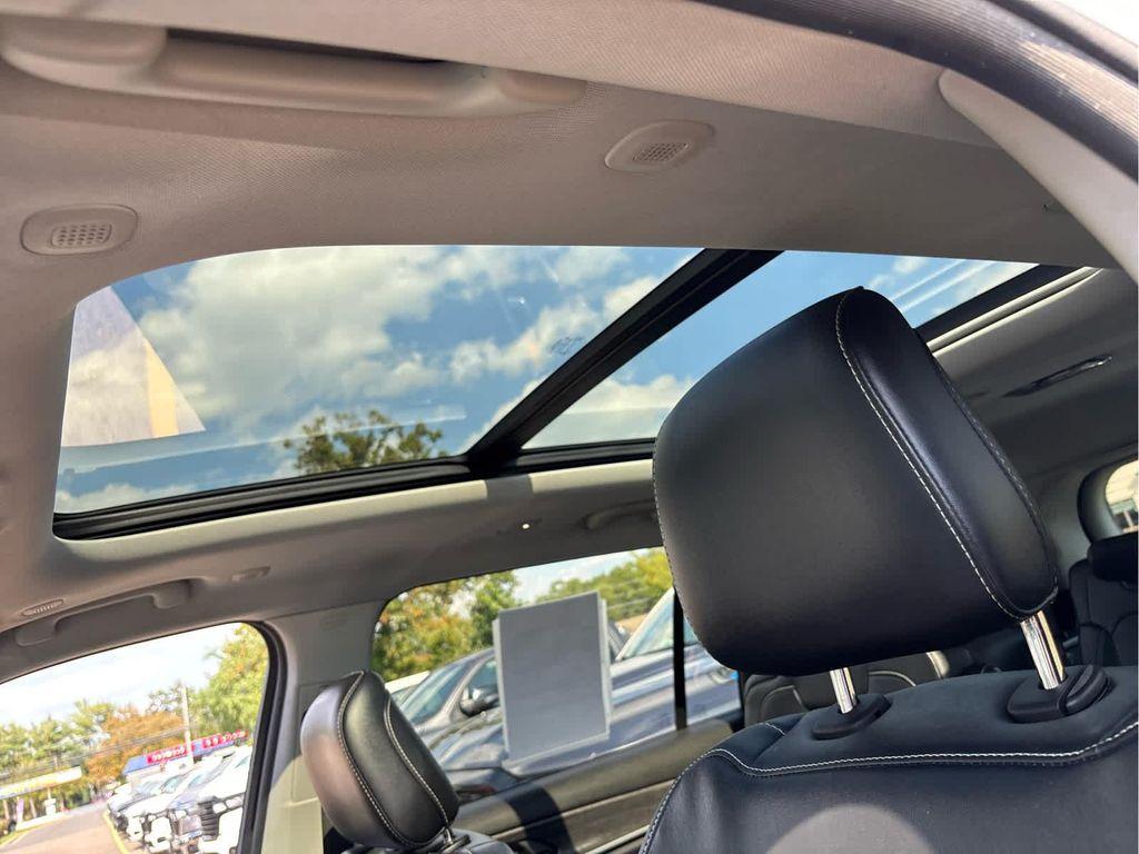 used 2021 Jeep Grand Cherokee L car, priced at $29,537