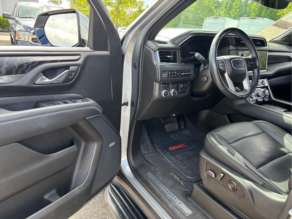 used 2023 GMC Yukon car, priced at $59,937