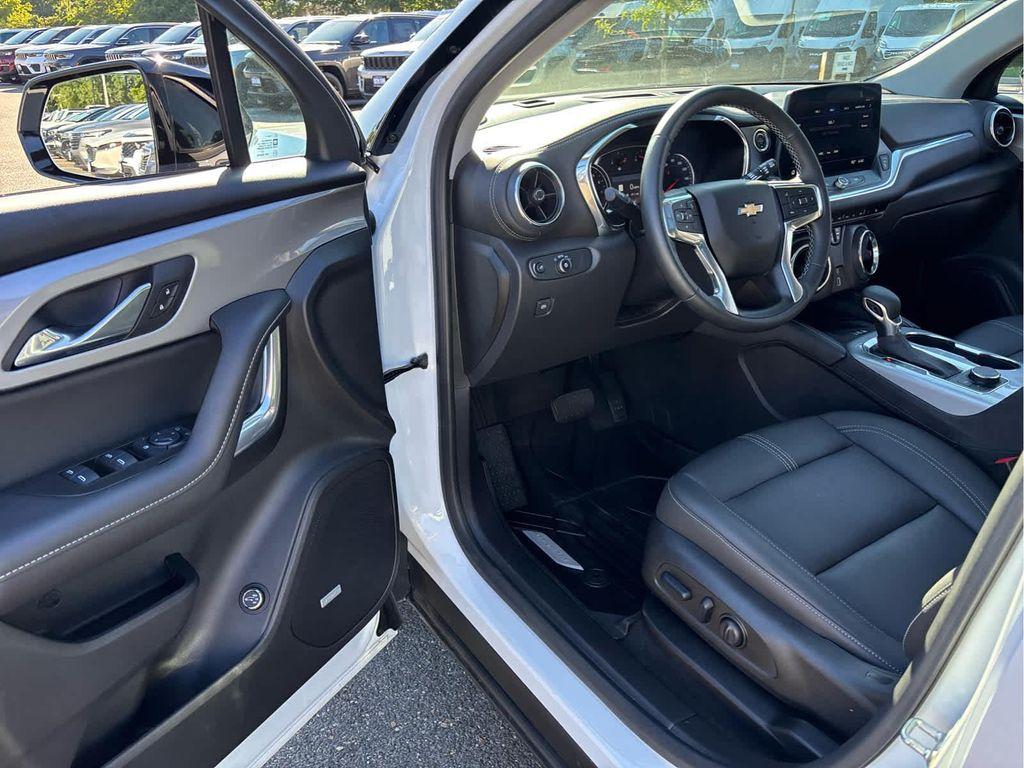 used 2025 Chevrolet Blazer car, priced at $40,937