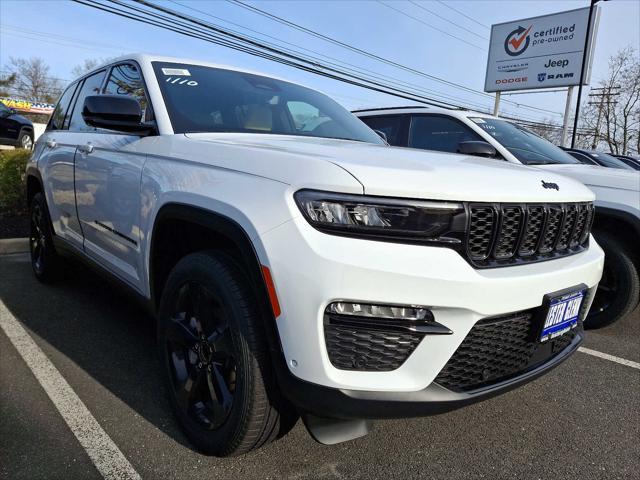 new 2025 Jeep Grand Cherokee car, priced at $56,140