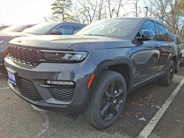 new 2025 Jeep Grand Cherokee car, priced at $51,710