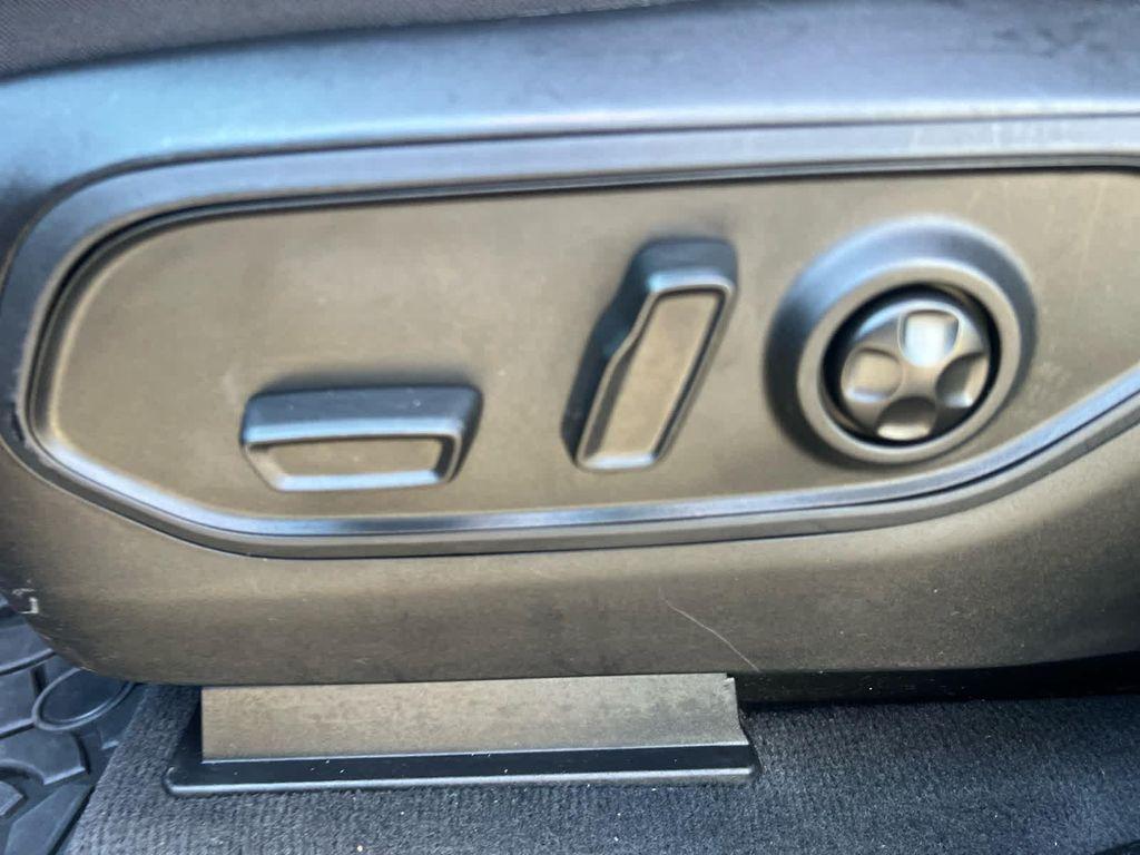 used 2023 Jeep Grand Cherokee car, priced at $32,961