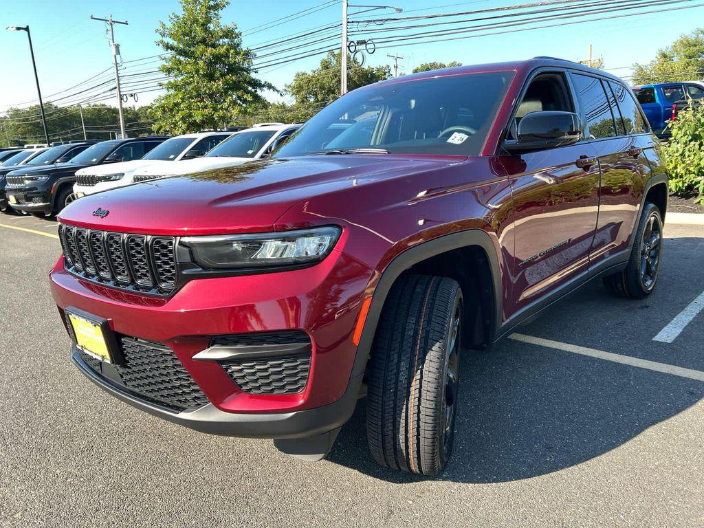 used 2023 Jeep Grand Cherokee car, priced at $32,961