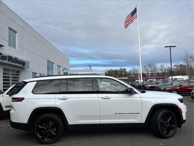 used 2021 Jeep Grand Cherokee L car, priced at $28,837