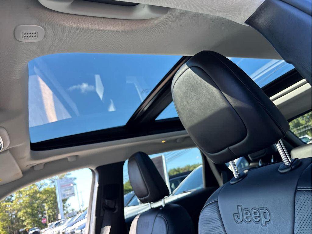 used 2022 Jeep Cherokee car, priced at $27,837