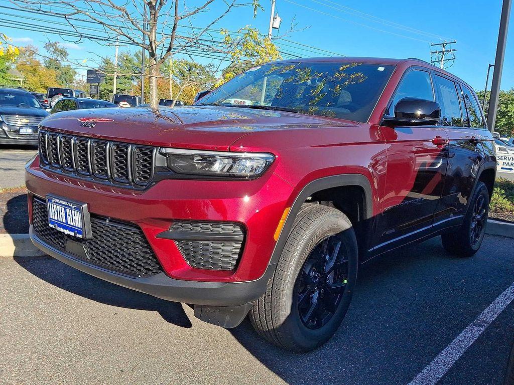 new 2025 Jeep Grand Cherokee car, priced at $46,730