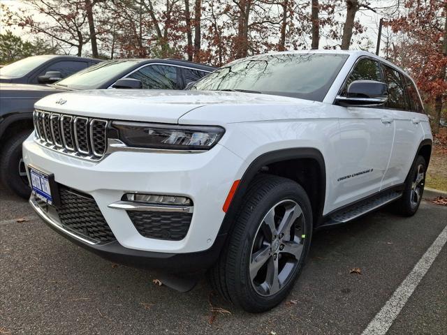 new 2025 Jeep Grand Cherokee car, priced at $57,515