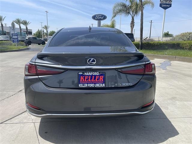 used 2022 Lexus ES 300h car, priced at $36,562