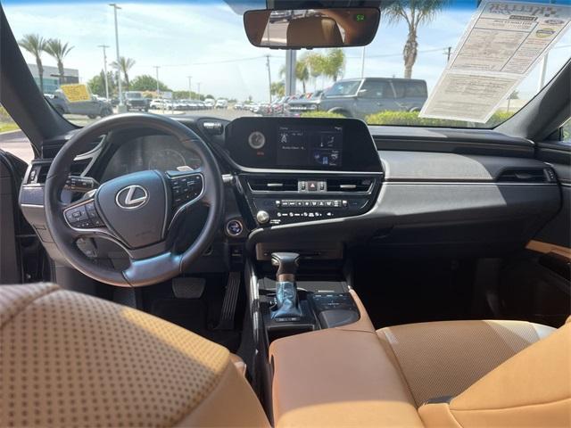 used 2022 Lexus ES 300h car, priced at $36,562