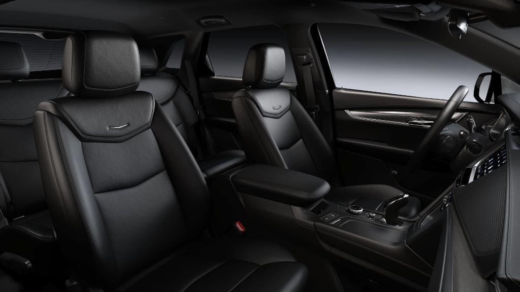 new 2025 Cadillac XT5 car, priced at $46,015