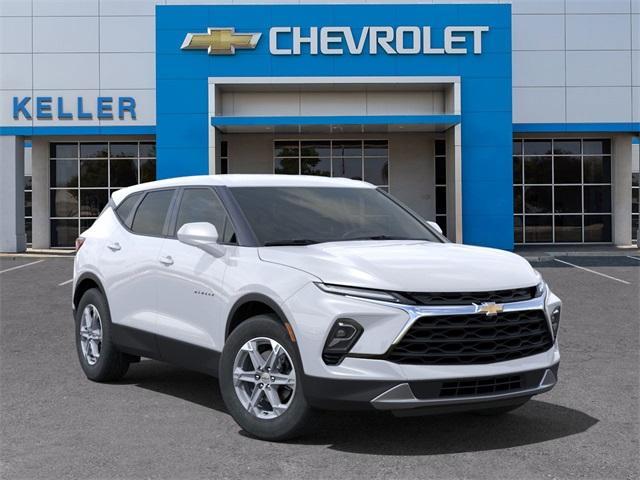 new 2025 Chevrolet Blazer car, priced at $36,095
