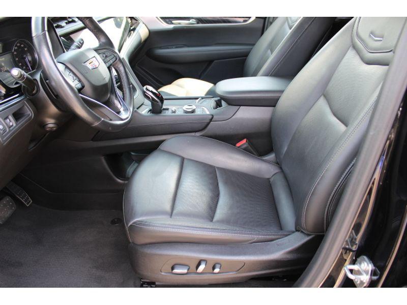 used 2023 Cadillac XT6 car, priced at $33,889