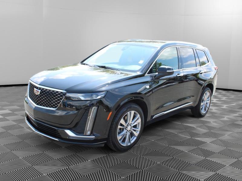 used 2023 Cadillac XT6 car, priced at $33,889