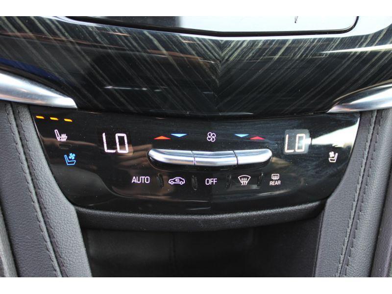 used 2023 Cadillac XT6 car, priced at $33,889