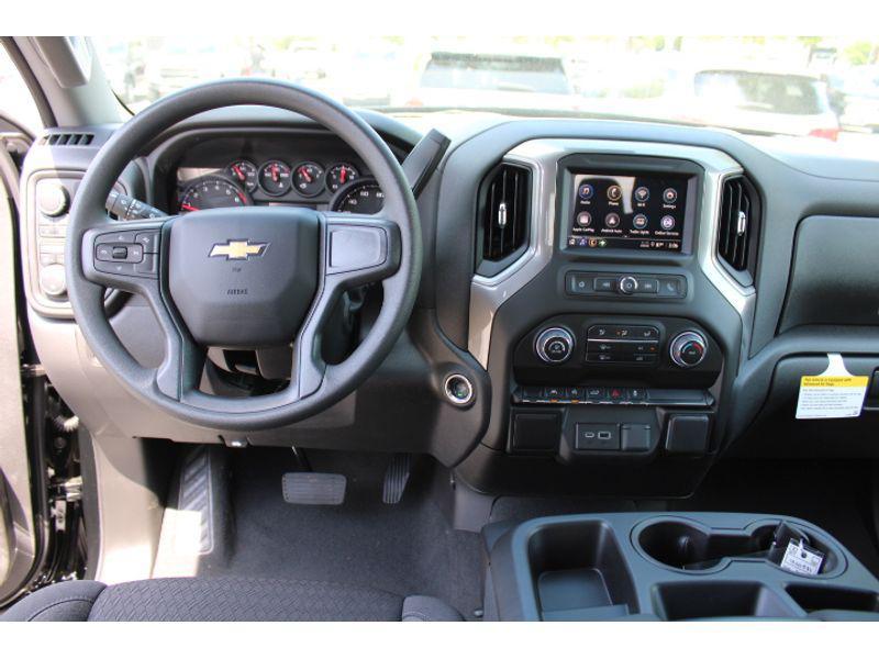 new 2025 Chevrolet Silverado 1500 car, priced at $40,800