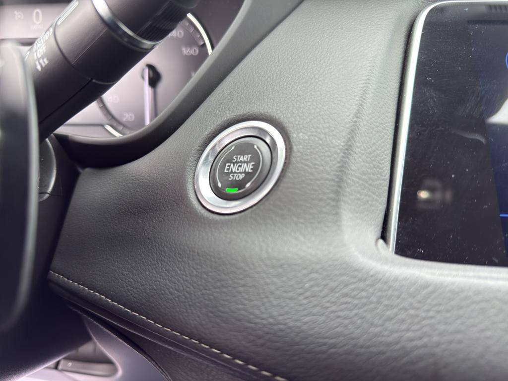 used 2023 Cadillac XT4 car, priced at $25,289