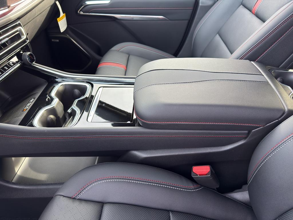 new 2026 Chevrolet Traverse car, priced at $55,140