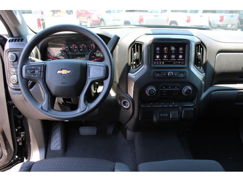 new 2025 Chevrolet Silverado 1500 car, priced at $41,720