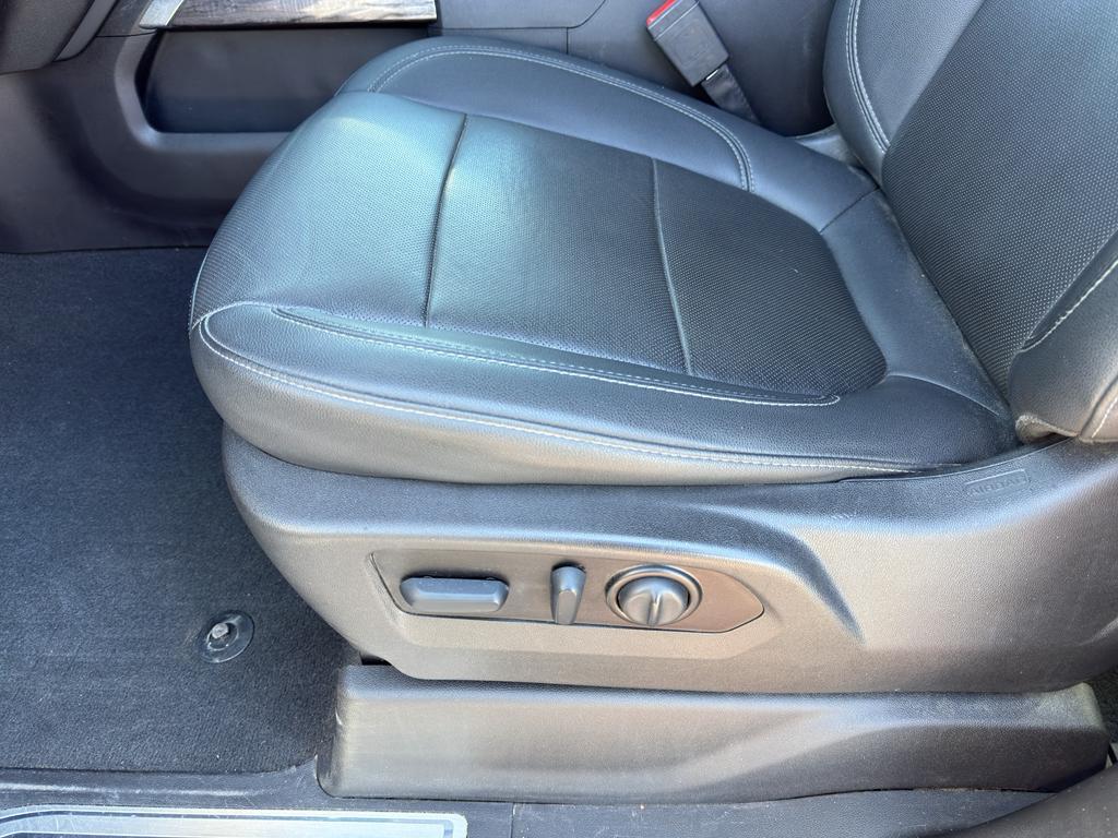 used 2022 Chevrolet Silverado 2500 car, priced at $51,991