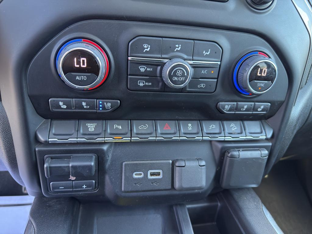 used 2022 Chevrolet Silverado 2500 car, priced at $51,991