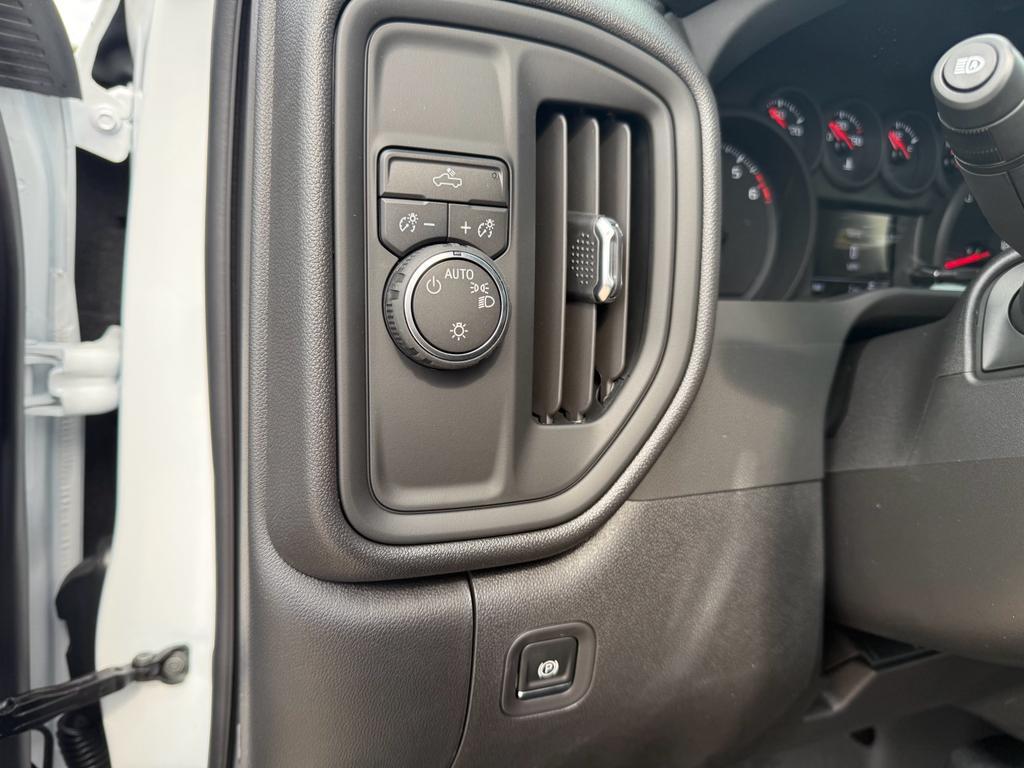 new 2026 Chevrolet Silverado 1500 car, priced at $35,915