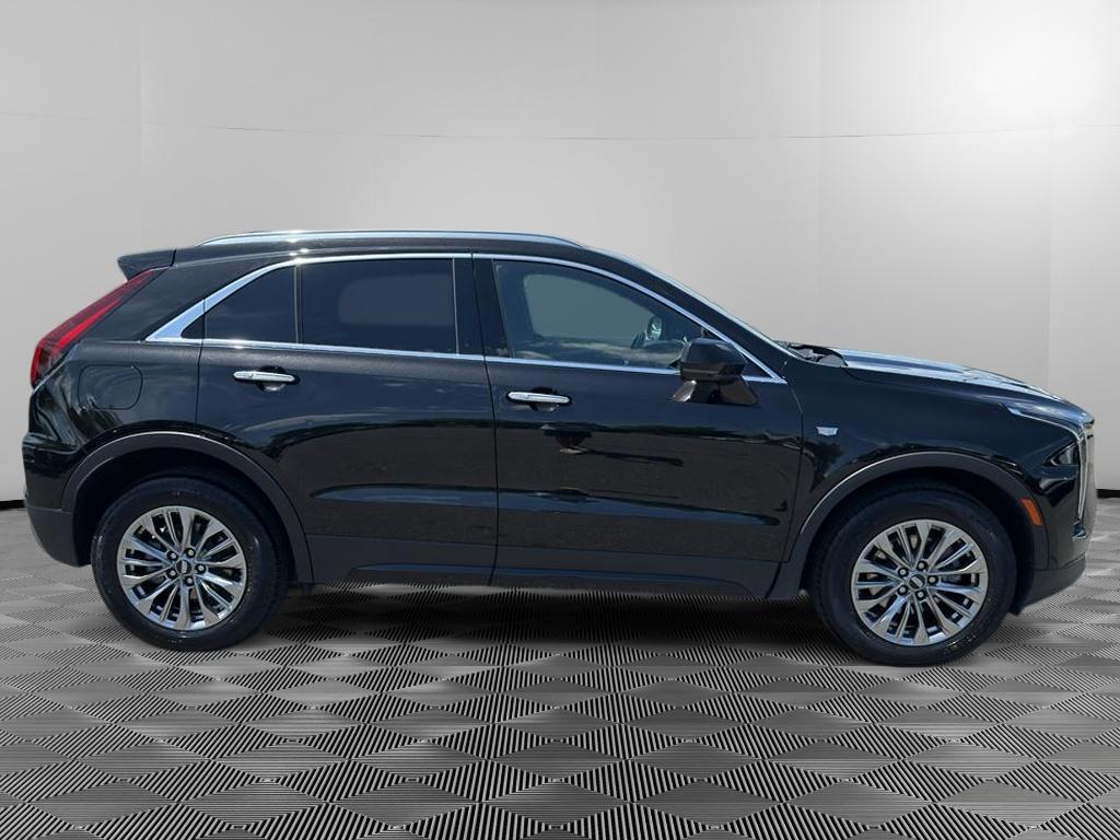 used 2024 Cadillac XT4 car, priced at $30,549