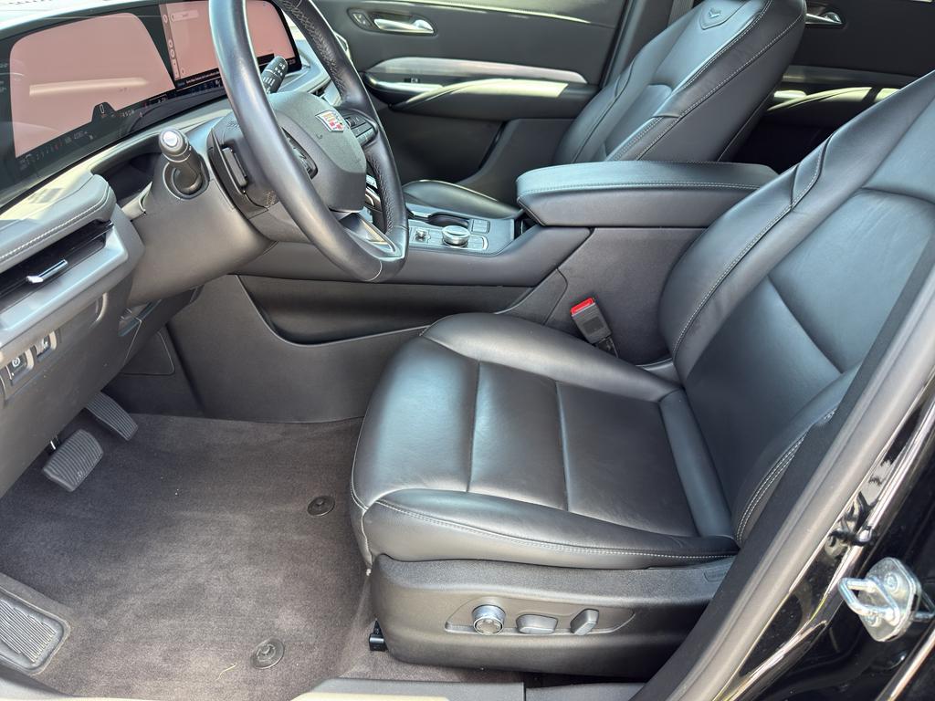 used 2024 Cadillac XT4 car, priced at $30,549