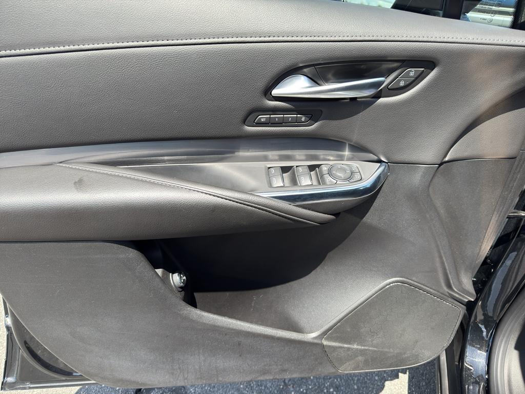 used 2024 Cadillac XT4 car, priced at $30,549