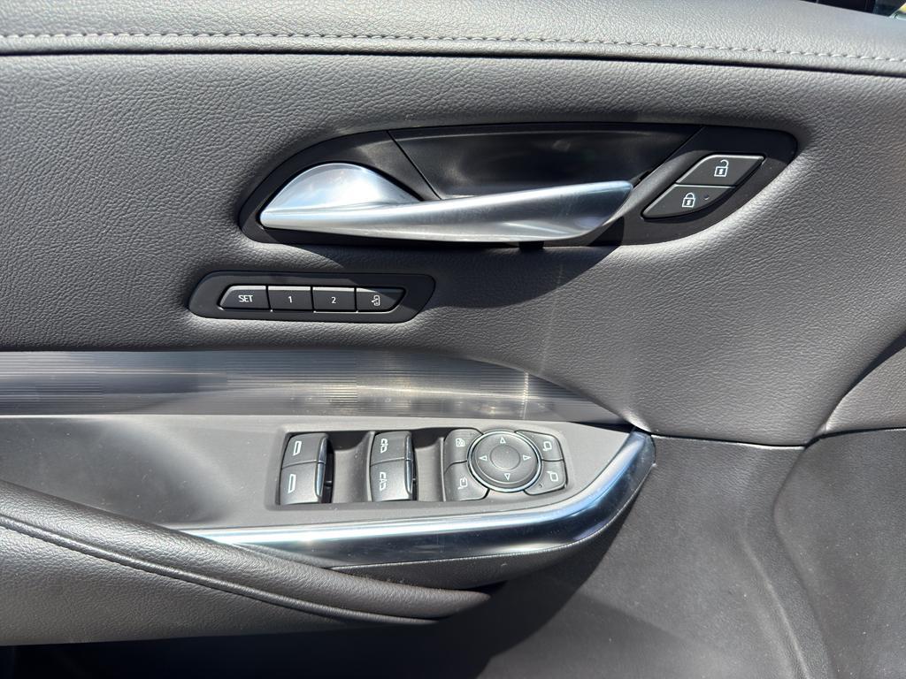 used 2024 Cadillac XT4 car, priced at $30,549