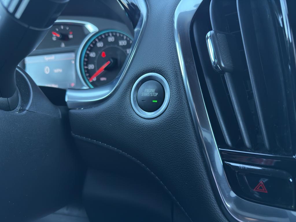 used 2023 Chevrolet Traverse car, priced at $28,989