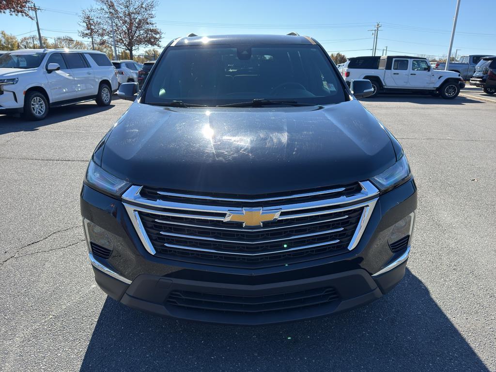 used 2023 Chevrolet Traverse car, priced at $28,989