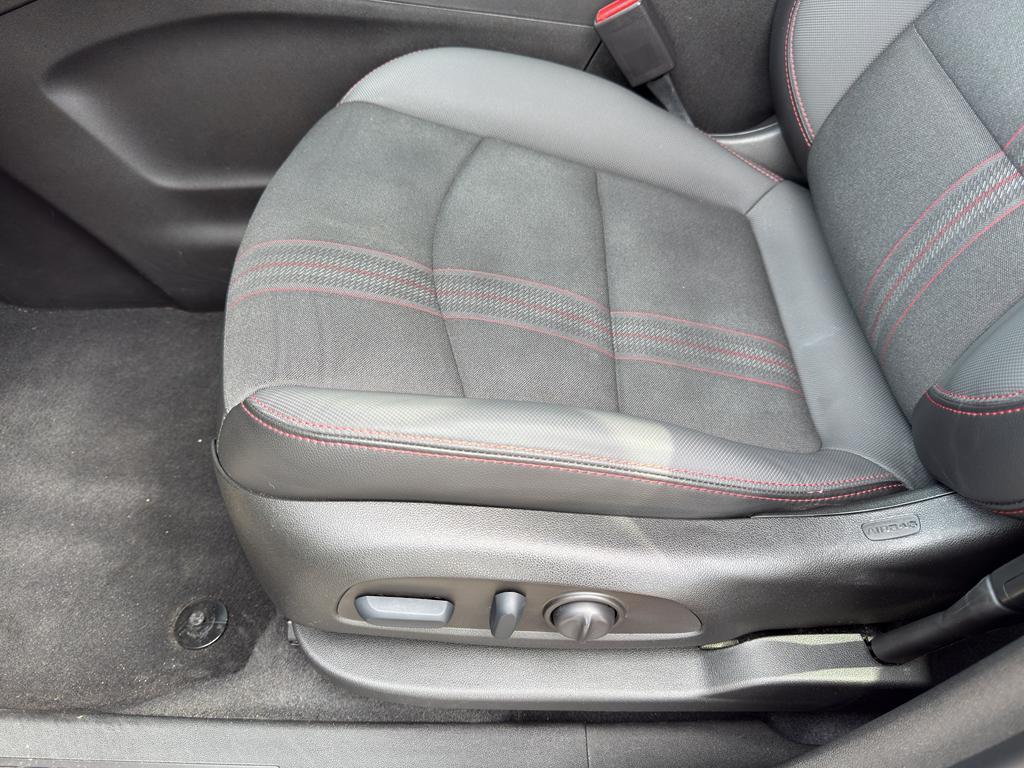 used 2022 Chevrolet Equinox car, priced at $18,429