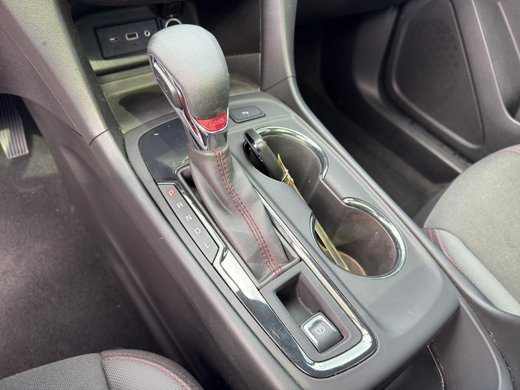 used 2022 Chevrolet Equinox car, priced at $18,429