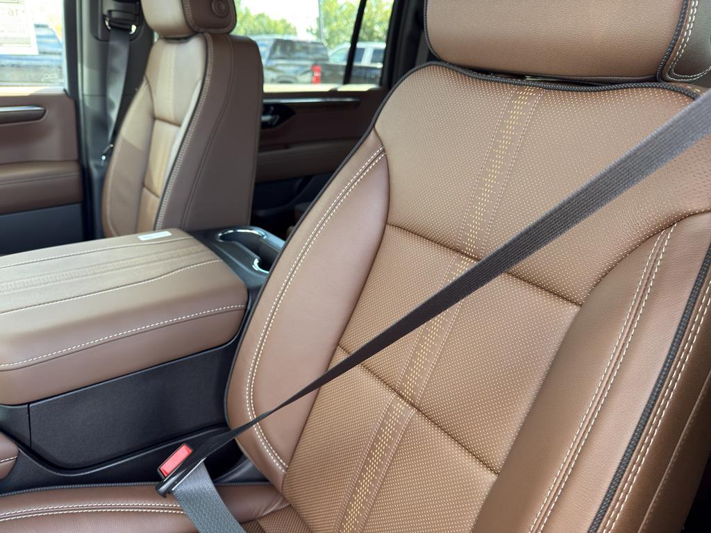 new 2026 Chevrolet Suburban car, priced at $85,995