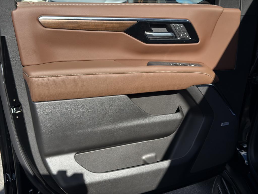 new 2026 Chevrolet Suburban car, priced at $85,995