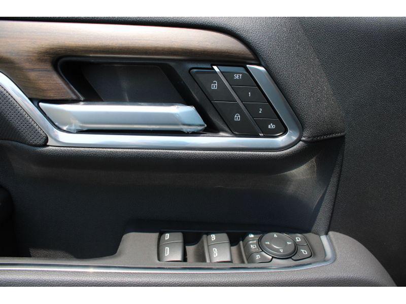 new 2025 Chevrolet Silverado 2500 car, priced at $81,385