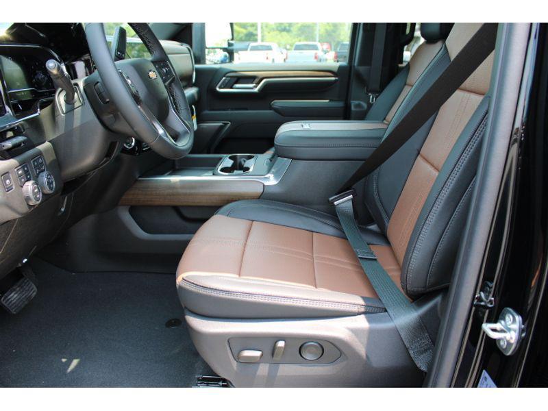 new 2025 Chevrolet Silverado 2500 car, priced at $81,385