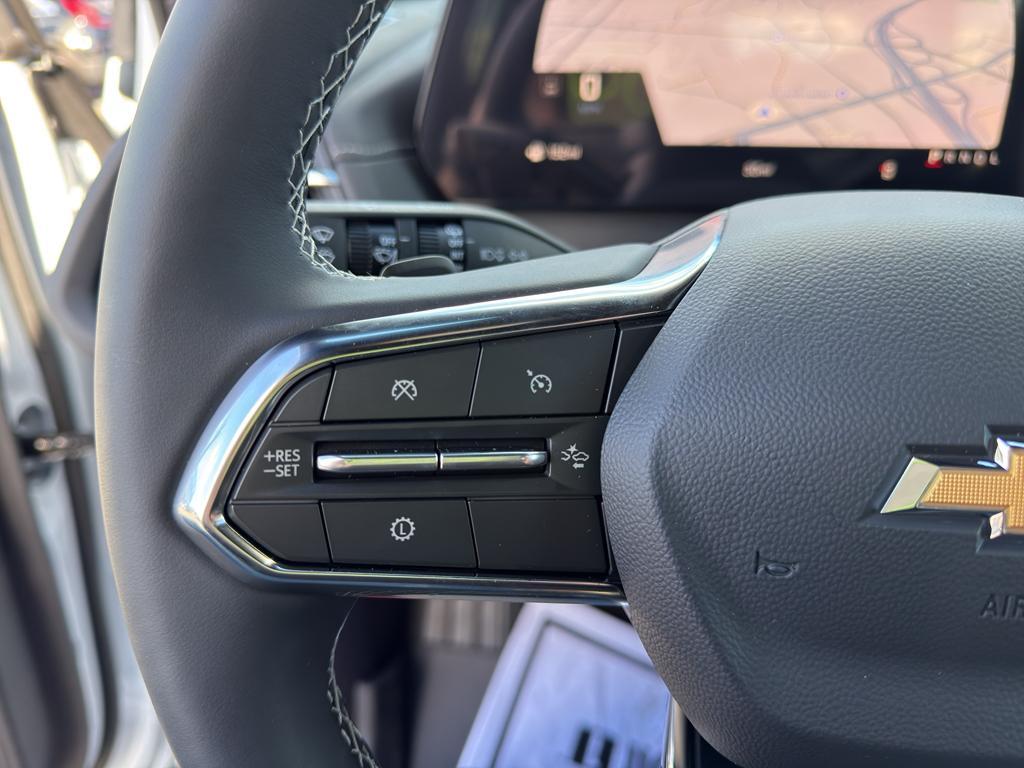 new 2026 Chevrolet Traverse car, priced at $43,003