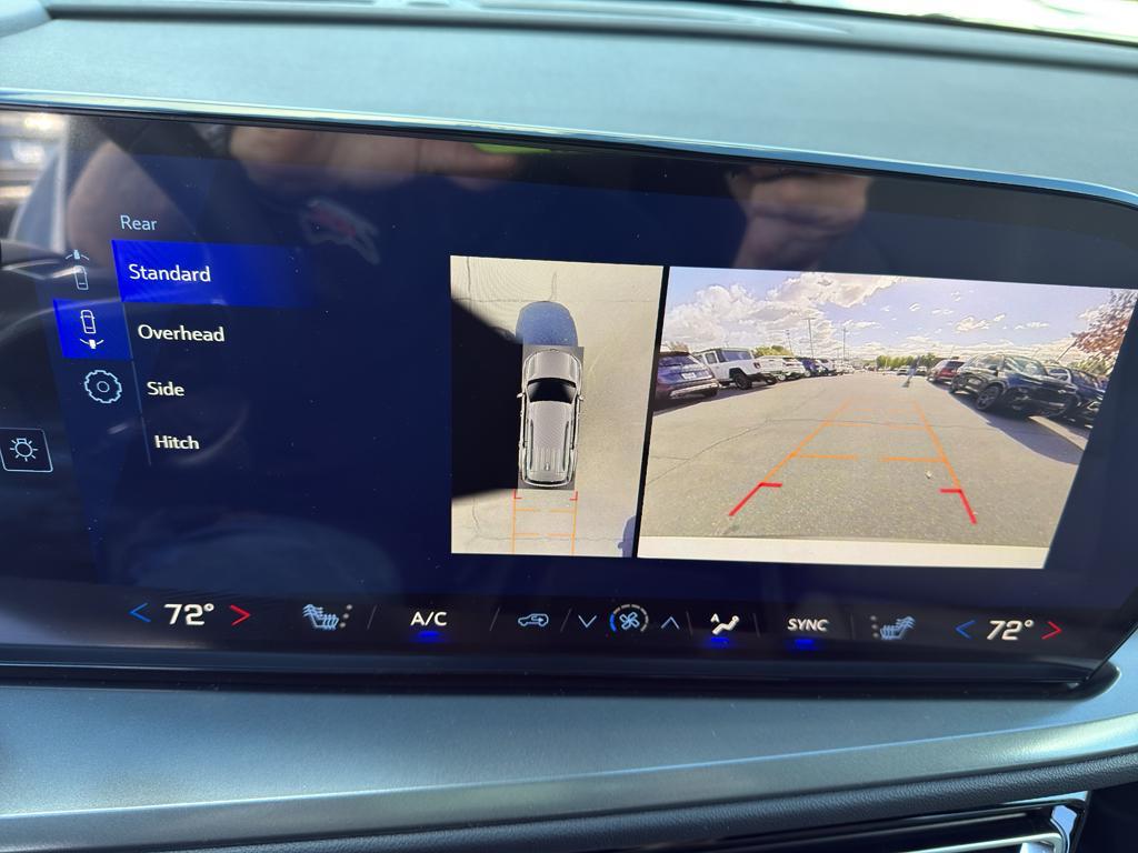 new 2026 Chevrolet Traverse car, priced at $43,003