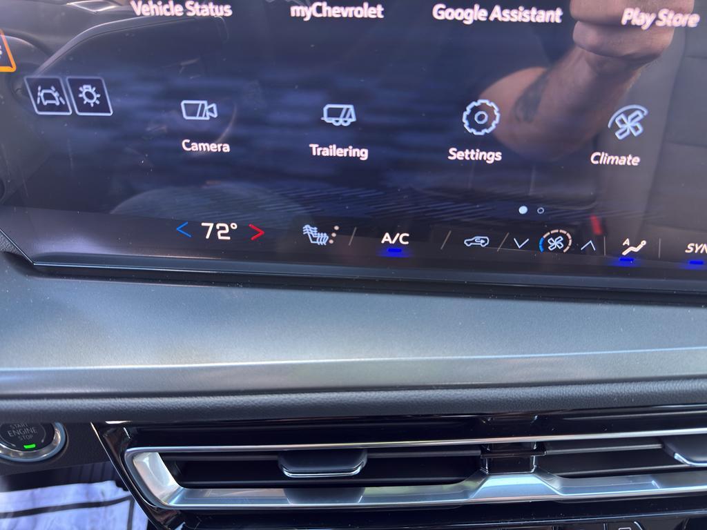 new 2026 Chevrolet Traverse car, priced at $43,003