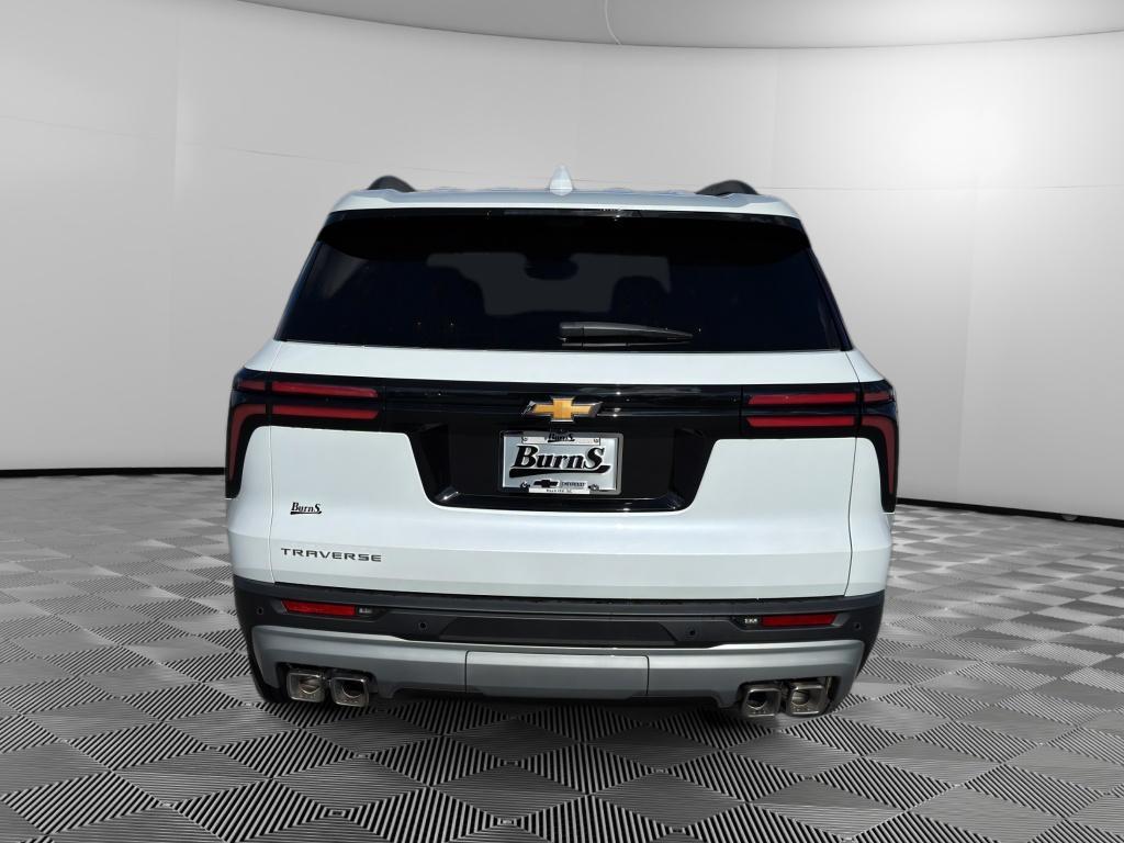 new 2026 Chevrolet Traverse car, priced at $43,003