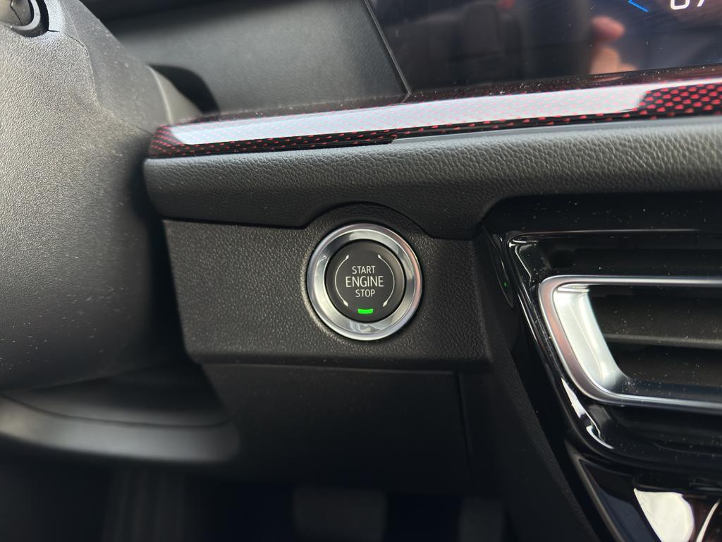 new 2026 Chevrolet Traverse car, priced at $56,092