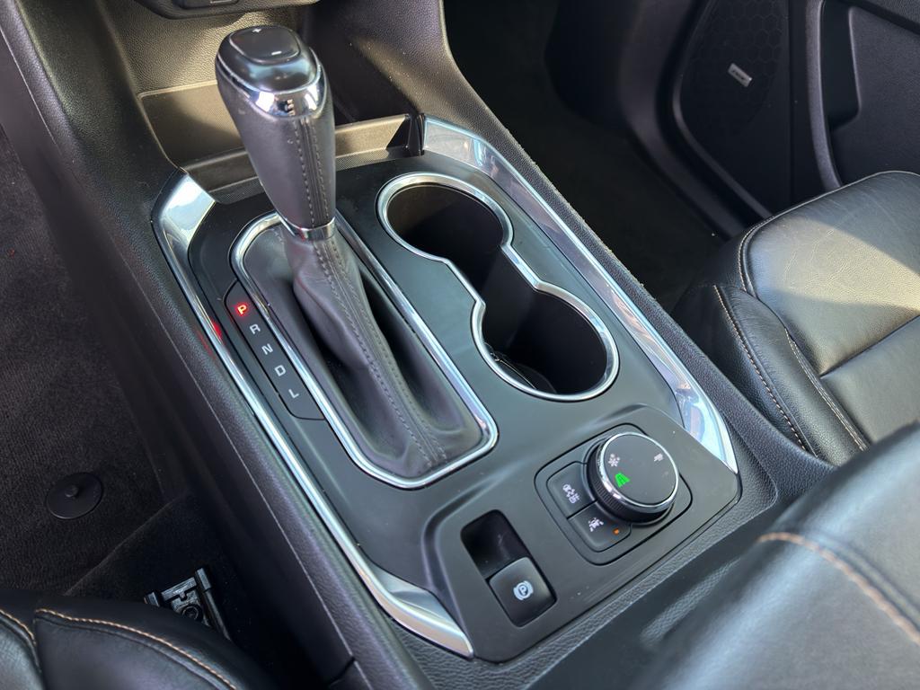 used 2020 Chevrolet Traverse car, priced at $30,869