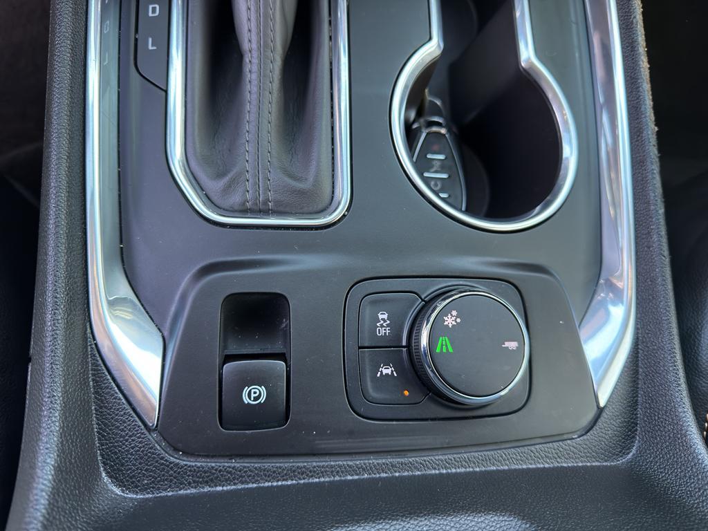 used 2020 Chevrolet Traverse car, priced at $30,869