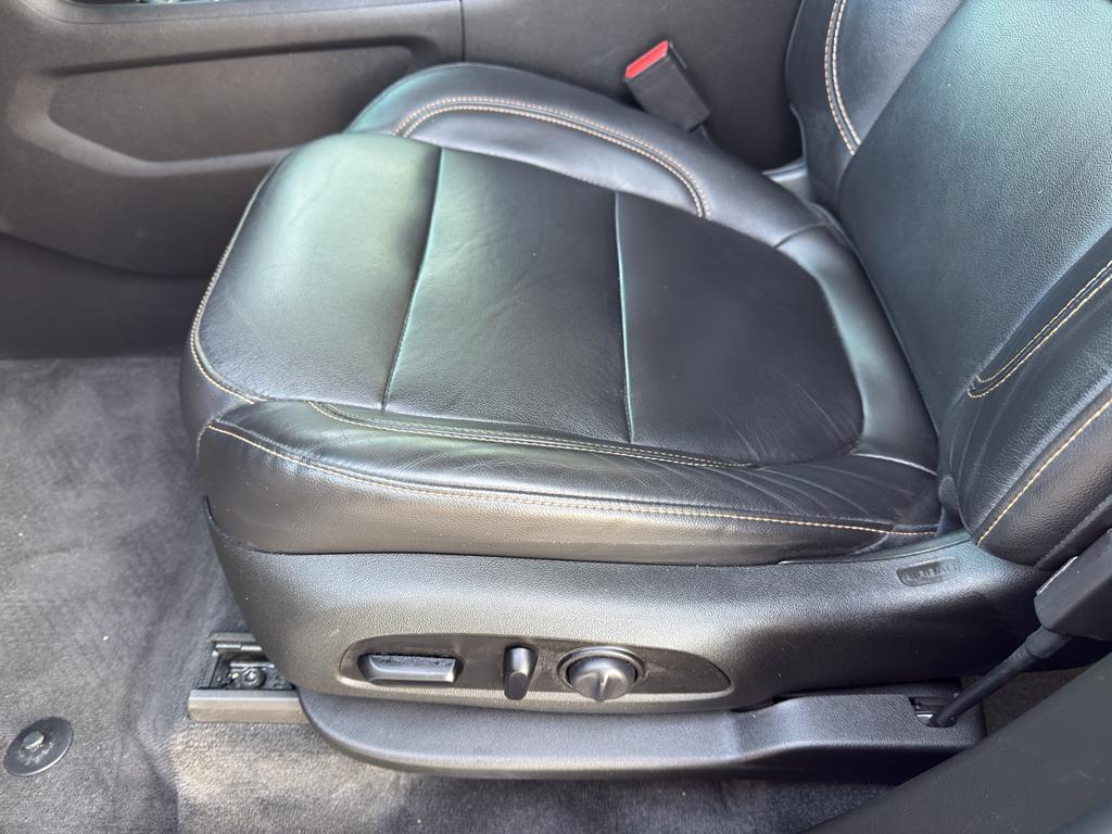 used 2020 Chevrolet Traverse car, priced at $30,869