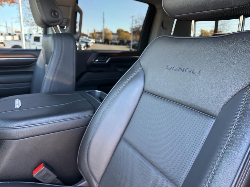 used 2024 GMC Sierra 2500 car, priced at $74,991