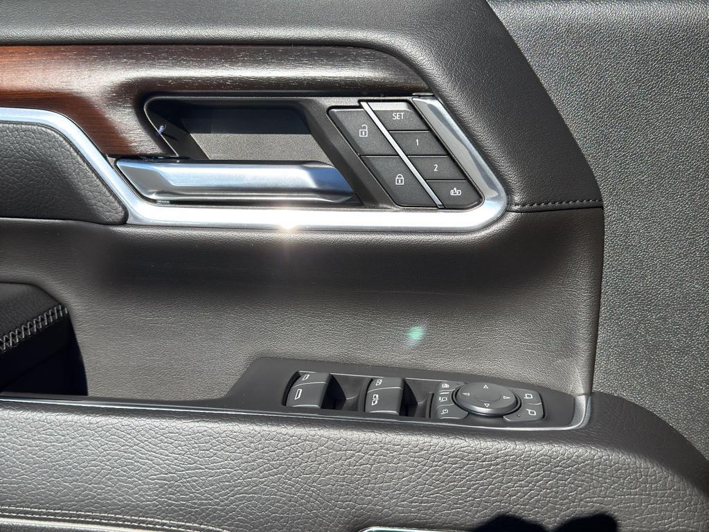 used 2024 GMC Sierra 2500 car, priced at $74,991