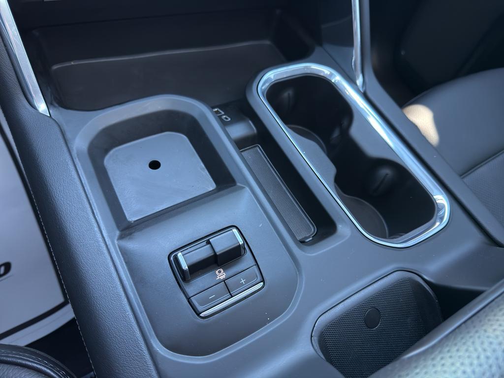 used 2024 GMC Sierra 2500 car, priced at $74,991